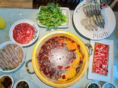 -小天鹅火锅·一线江景洪鼎旗舰店(洪崖洞店)