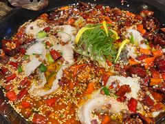 -渔语鱼新川菜Bistro(万象天地店)
