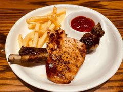 烧烤猪排鸡排拼盘-Cactus墨西哥仙人掌餐厅