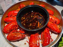 -巴厘龙虾·榜首油焖大虾(音乐学院·沿江酒馆店)