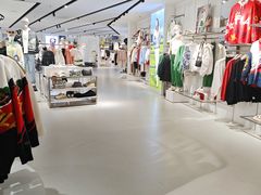 -fila(日月光中心广场店)