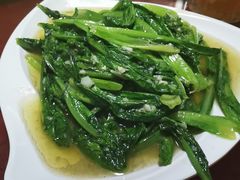素炒油麦菜-马旭土鸡焖花卷·真域顺西域美食(天马大道店)