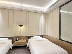 -雲宜贵宾舍酒店(深圳龙东地铁站店)