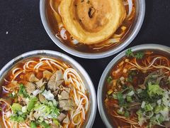 -薛记襄阳香辣牛肉面(平安路店)