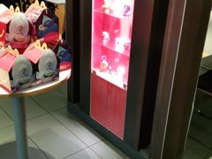 -麦当劳(汉口火车站候车室店)