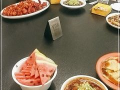 -六福烧烤酒馆(秦隆步行街店)