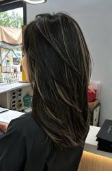 -镁连社·美联社