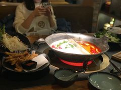 -湊湊火锅·茶憩(恒隆广场店)