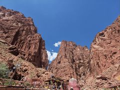 -天山神秘大峡谷