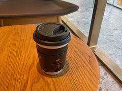 -星巴克臻选(济南恒隆店)