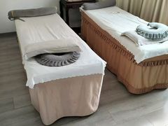-龙脊堂龙氏推拿 整脊(陆家浜店)