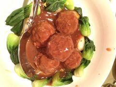 狮子头-桂花楼淮扬中餐厅(浦东香格里拉店)