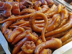 -老鼎万春卤菜(五代传承创始老店)