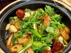-沙胆彪炭炉牛杂煲(上海日月光广场店)