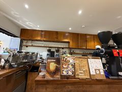 -Line 咖啡(石厦花园店)