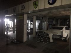 -蜂鸟快修喷漆钣喷汽修旗舰工厂(军工路店)