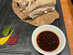 手抓羊排-敏珠拉姆藏餐·南京厨房(富春江东街店)