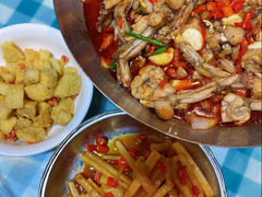 -昱龙大盆牛蛙馆(三兴街总店)