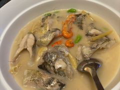 豆瓣河虾烧小桂鱼-扬州香格里拉·香宫中餐厅