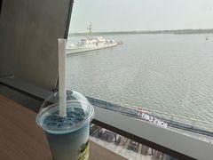 -抱抱地球咖啡馆(国家海洋博物馆店)