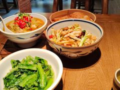 -湘知湘味(岳麓山店)
