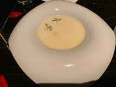 黑松露土豆汤-wann lounge 低温慢煮牛排·清吧