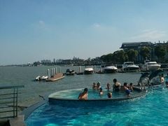 android_upload_pic-苏州金鸡湖中茵皇冠假日酒店