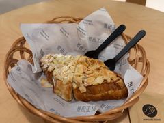 -麦田工坊(月湖店)
