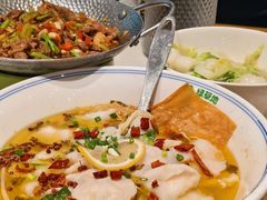 手撕卷心菜-绿草地·湘菜(7mall店)