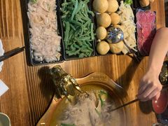 -江湖餐厅–重庆九宫格老火锅