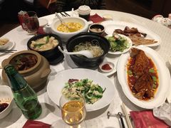 -上海小南国(仲盛世界商城店)