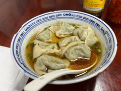 菜肉馄饨-古徽州馄饨店(宝安路店)