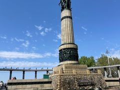 -人民防洪胜利纪念塔