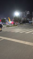 -苏奇发型·烫发染发