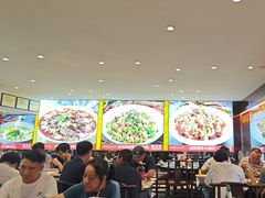 -川流不息·地道川菜·小龙虾(松东路店)