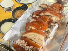 -东方之猪四更烤乳猪(金垦总店)
