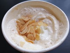 榛果风味拿铁-星巴克臻选(广州沙面店)