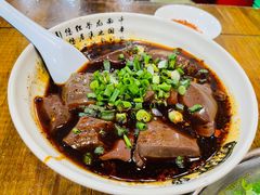-杨三娘跷脚牛肉(羊子山西路店)