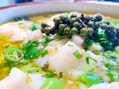 青椒巴沙鱼-蜀宴小调·精致家常菜(来福士店)