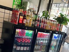 -三不牛腩(宾虹路店)