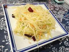 -八两八金·莱芜特色炒鸡(市南漳浦路店)