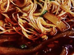 -拈签一笑黄牛肉辣卤串串