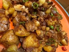 干锅小土豆-泡桐树孙二娘私房菜