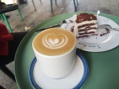-Be Lived Cafe比例咖啡(摩天轮店)