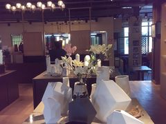 -光海书局(南京东路第一百货店)