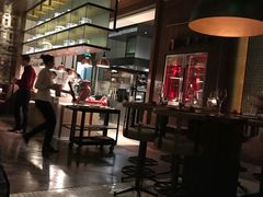 -恰餐厅及酒吧 CHAR Bar & Grill (北京丽都皇冠假日店)