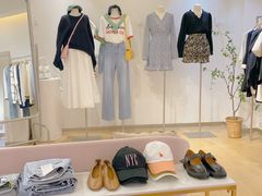 -nana showroom娜娜家服装店