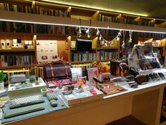 -思南书局(复兴中路店)