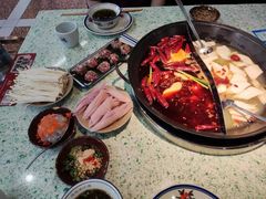 -鸿姐老火锅(疁城新天地店)