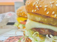 照烧凤梨牛肉特堡-The Habit Burger Grill 哈比特汉堡(世博店)
